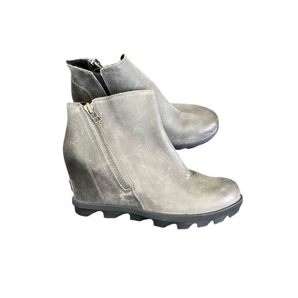 Sorel Women's Joan of Arctic Wedge II Zip ankle boots - Picture 1 of 6